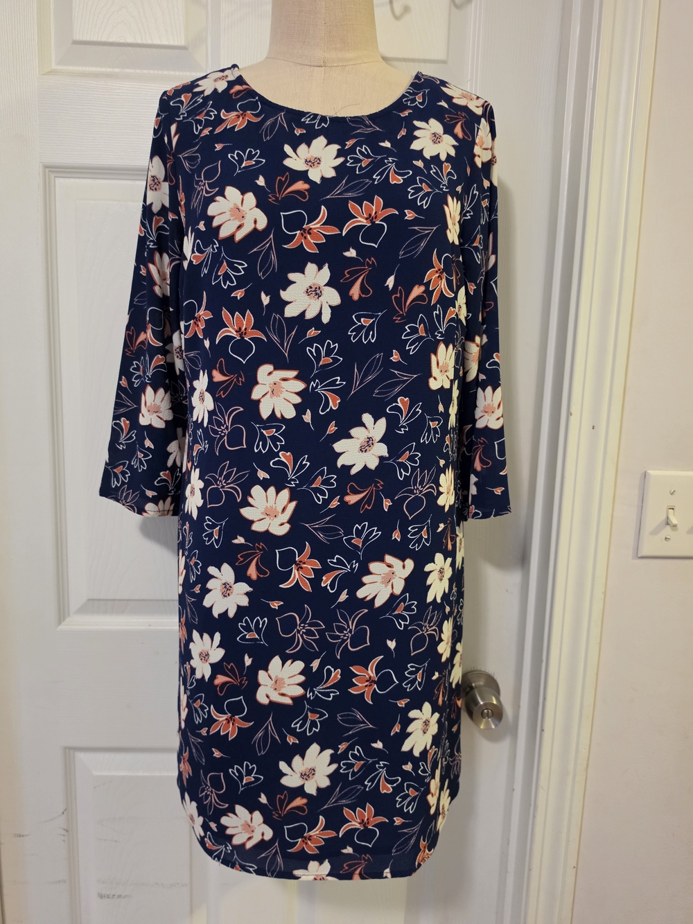 Floral Shift Dress - Navy with Cream & Coral Flowers Size Medium